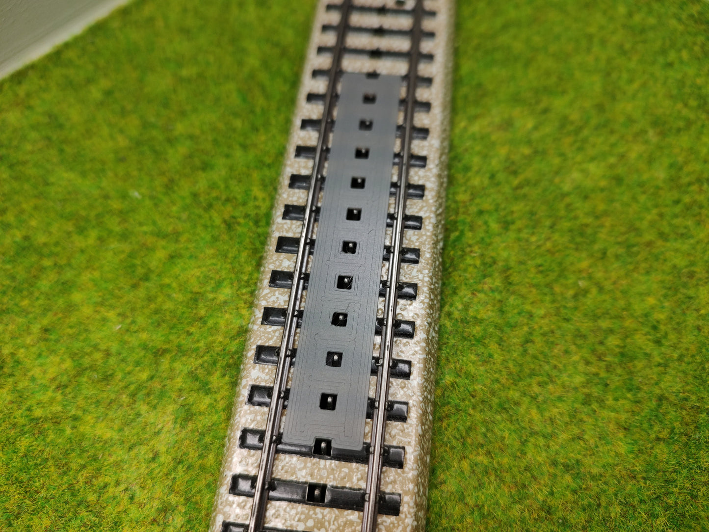 H0 Zubehör - Schwellenbohlen für Märklin C- und M Gleis - 82,5 mm