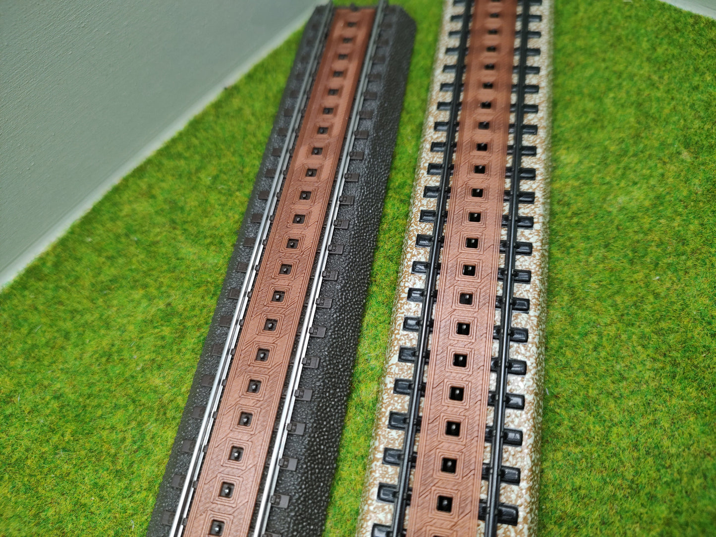 H0 Zubehör - Schwellenbohlen für Märklin C- und M Gleis - 180 mm