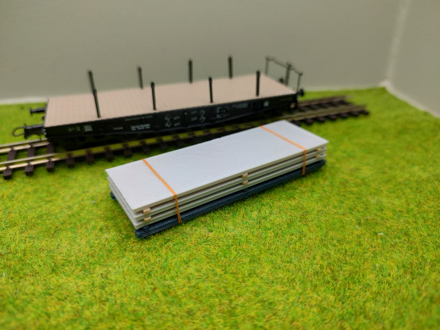 Ladegut H0 - Betonplatten auf Palette für Schwerlast- und Flachwagen