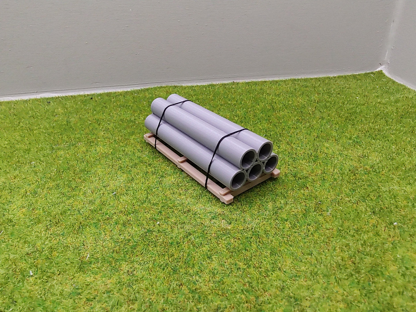 H0 Ladegut - Betonrohren auf Palette für Schwerlastwagons und Flachwagen