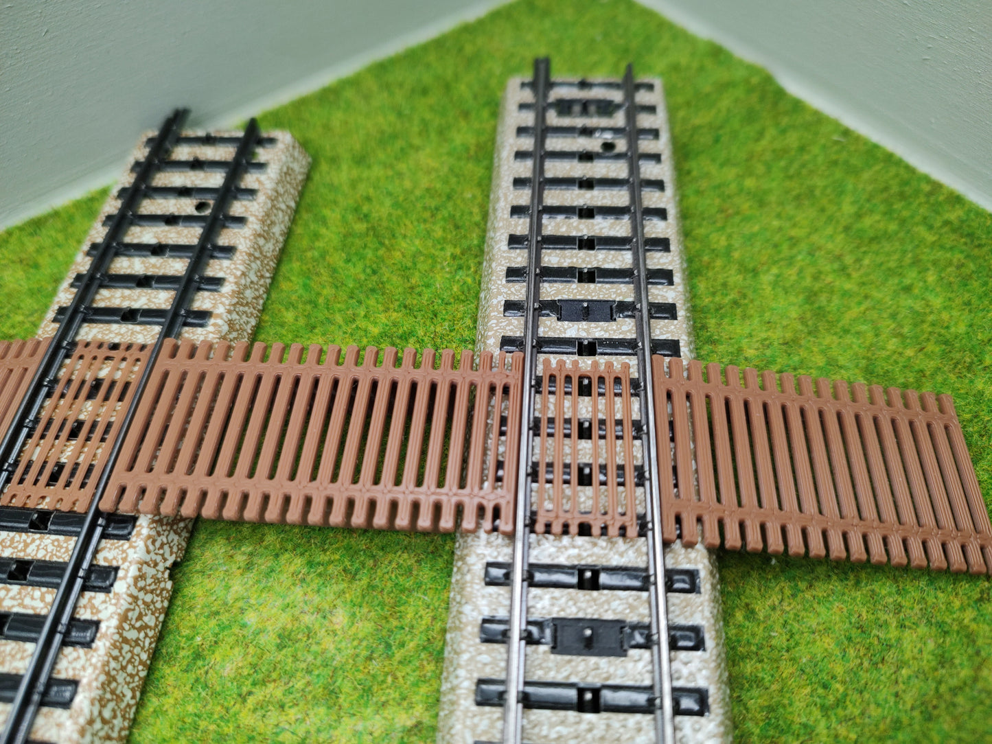 H0 Bahnübergang für das Märklin M-Gleis-58x30mm