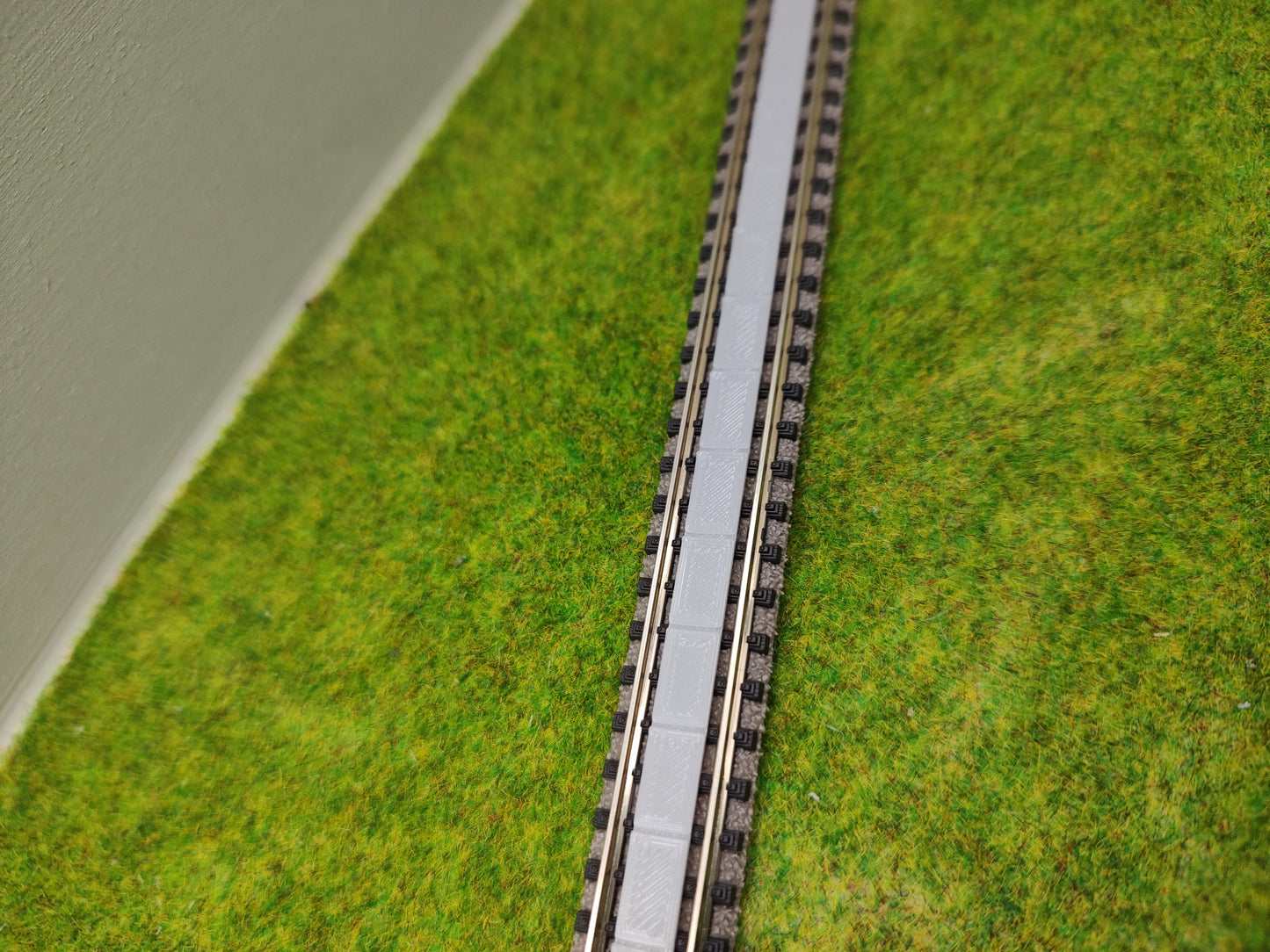 Zubehör für Spur N - Gleiseinlage für Spur N - Plattenoptik