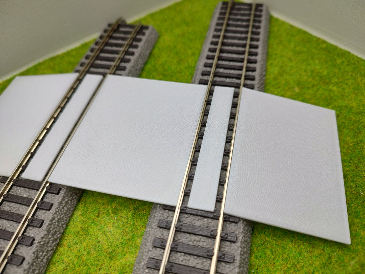 H0 Bahnübergang für Piko A Gleis mit Gleisbett -58x70mm