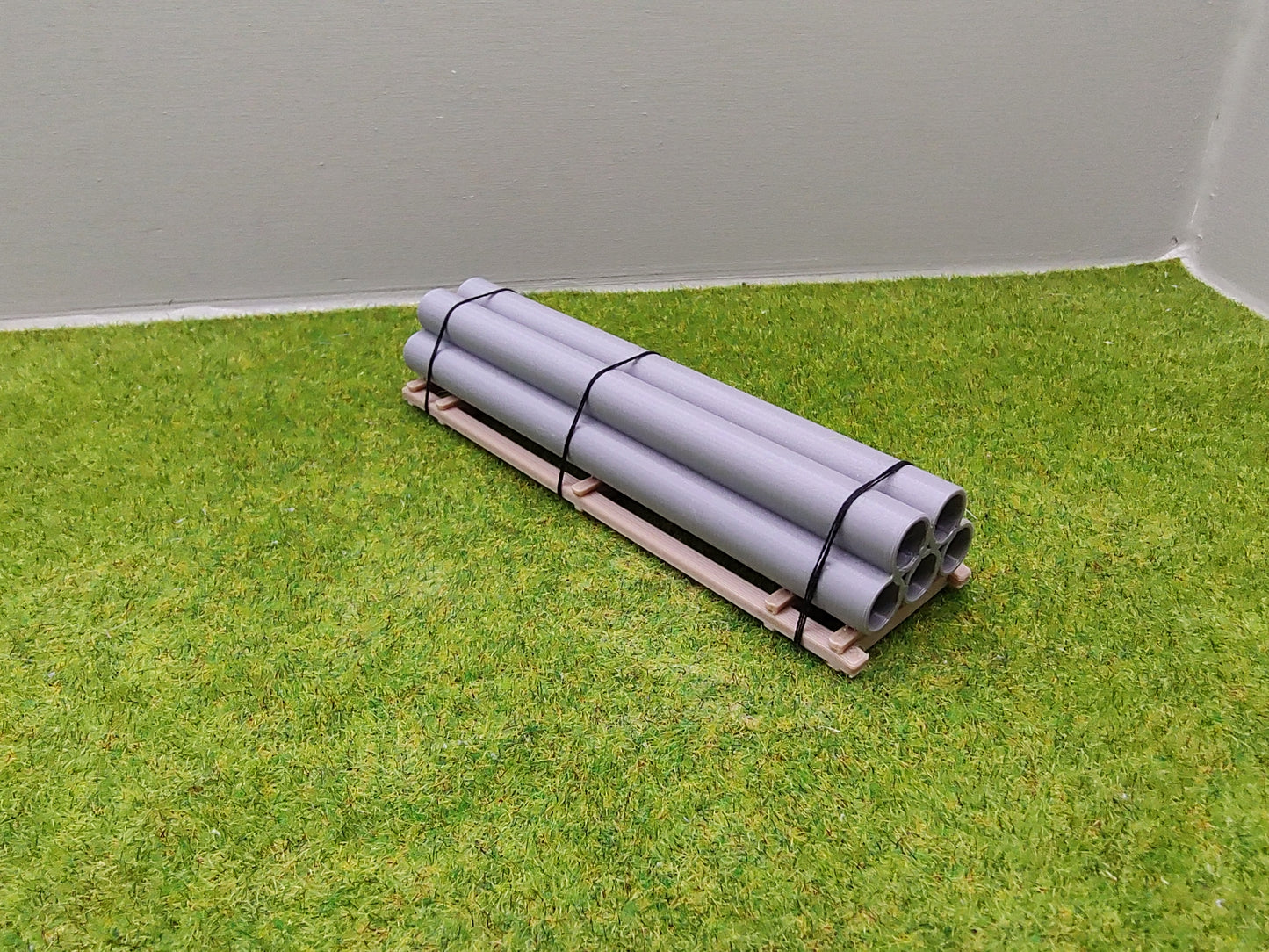 H0 Ladegut - Betonrohren auf Palette für Schwerlastwagons und Flachwagen