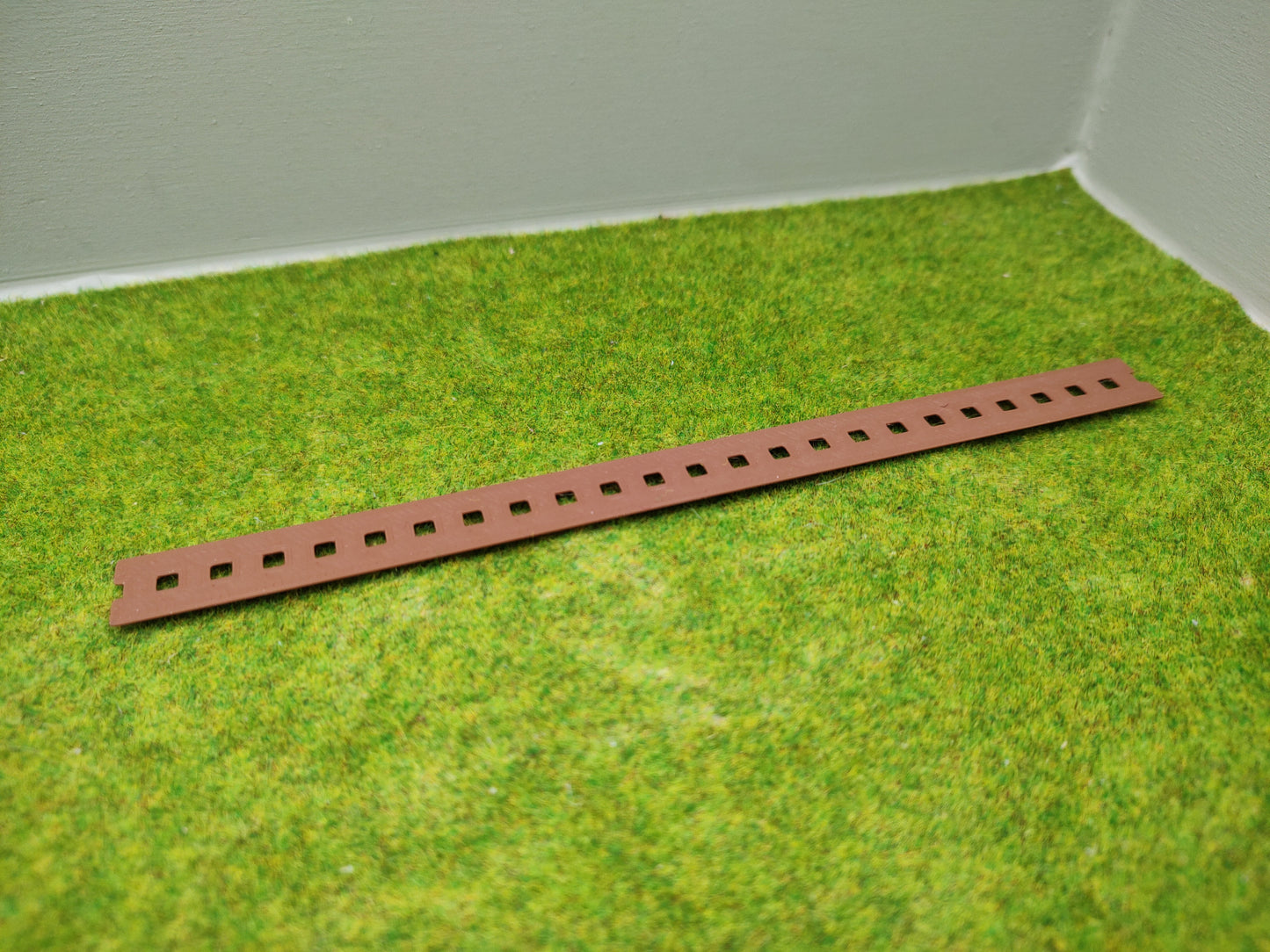 H0 Zubehör - Schwellenbohlen das für Märklin C- und M Gleis - 180 mm