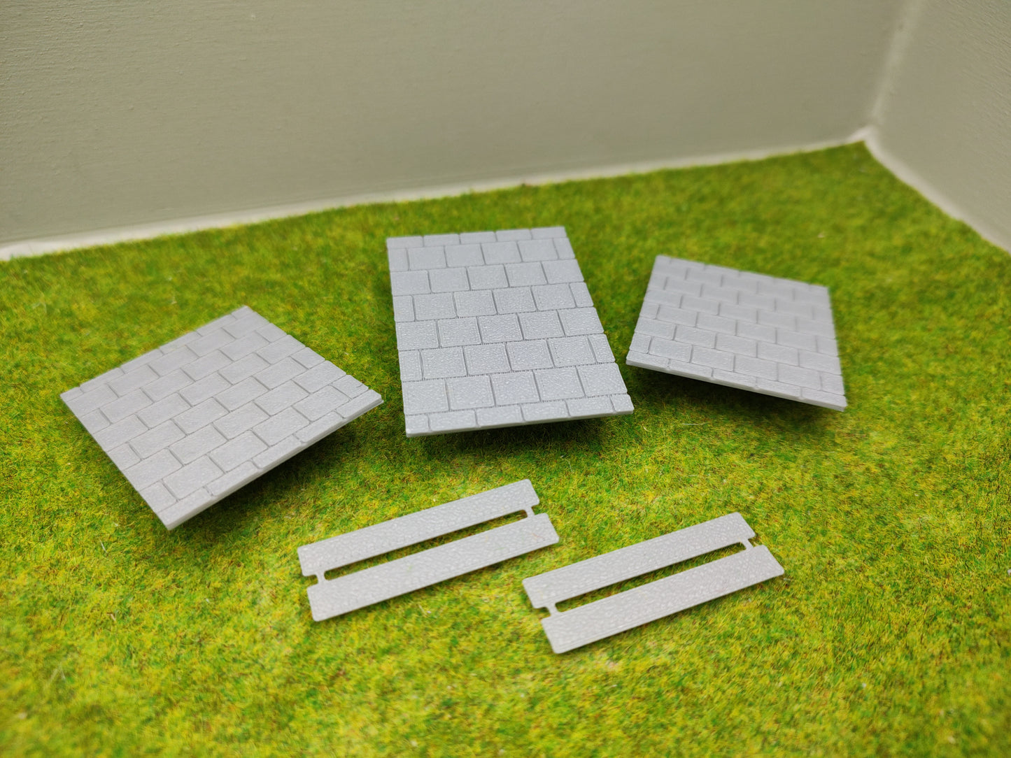 H0 Bahnübergang für das Märklin C-Gleis - 58x40mm - grau