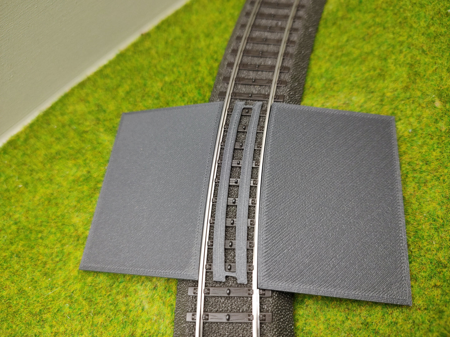 Bahnübergang H0 für Märklin C-Gleis-50x70mm - grau