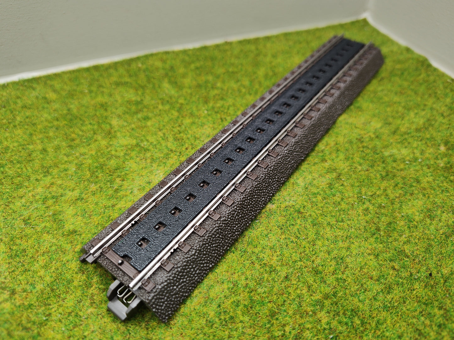 H0 Zubehör - Schwellenbohlen für Märklin C- und M Gleis - 180 mm