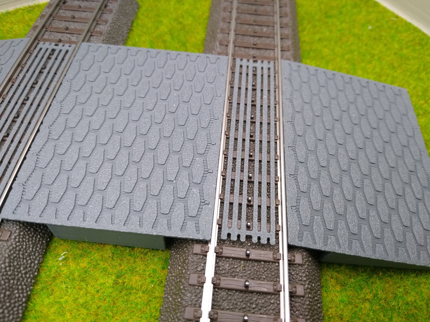 Bahnübergang H0 für Märklin C-Gleis-58x70mm - grau
