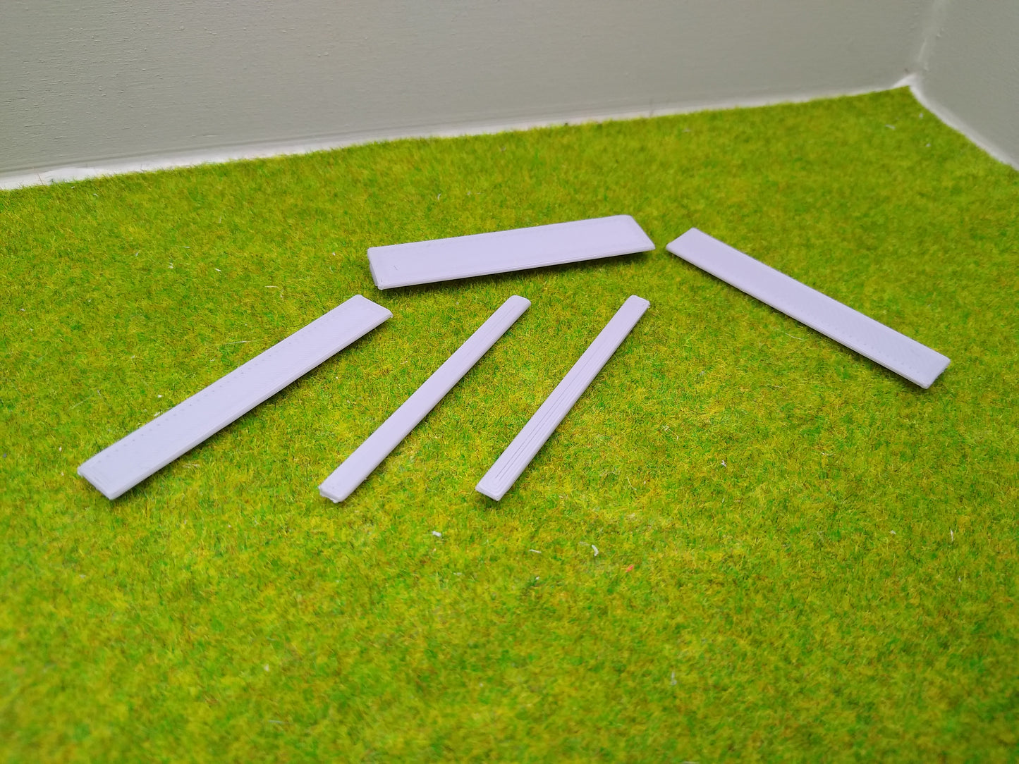 Bahnübergang für Spur Z - 14 x 60 mm - grau
