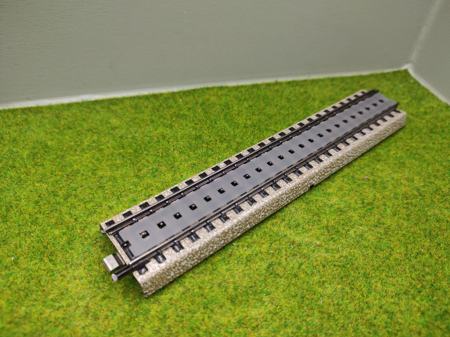 H0 Zubehör - Schwellenbohlen für Märklin C- und M Gleis - 180 mm