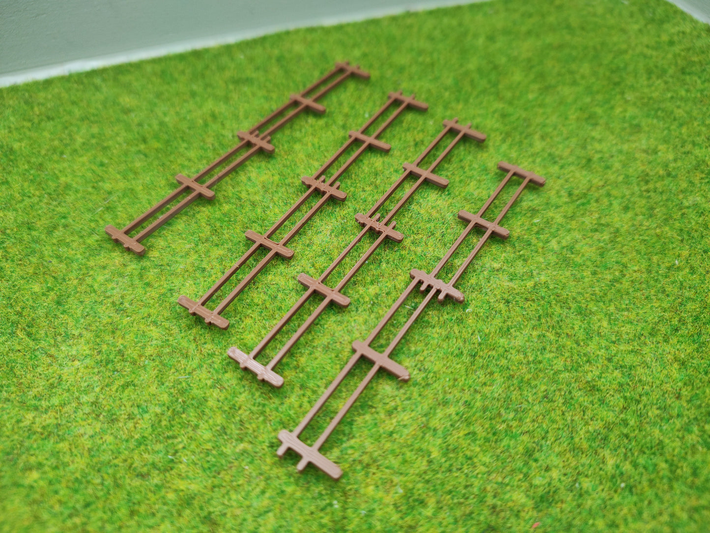 H0 Zubehör - Weidezaun - Geländer - 4 Stück - braun