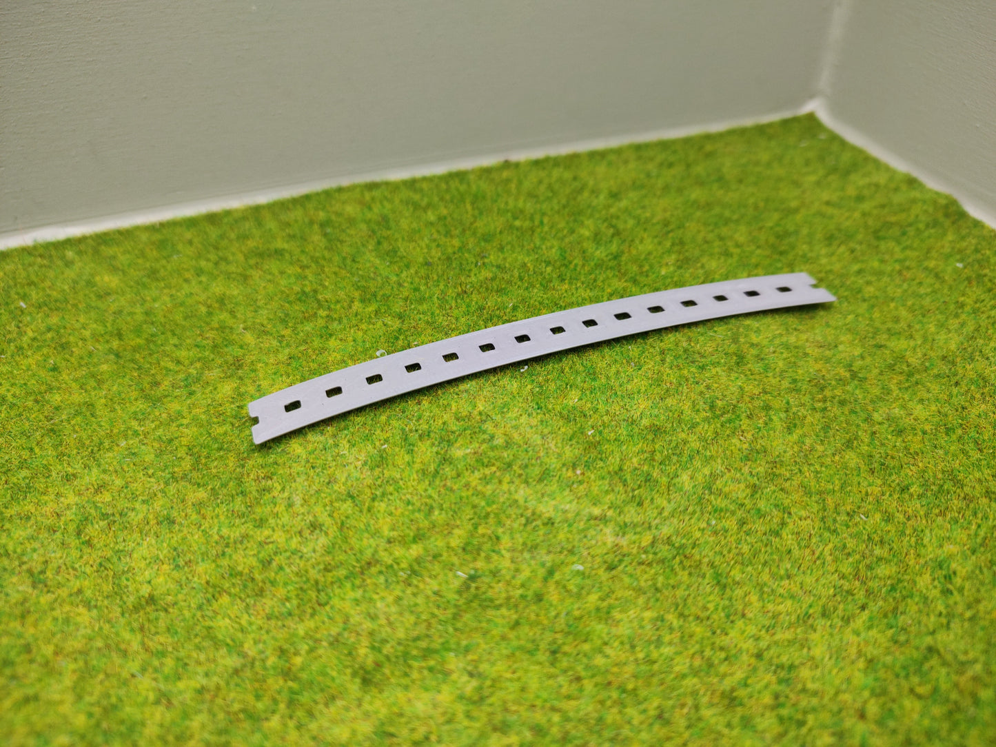 H0 Zubehör - Schwellenbohlen gebogen für Märklin M Gleis 5100 - 127,5 mm