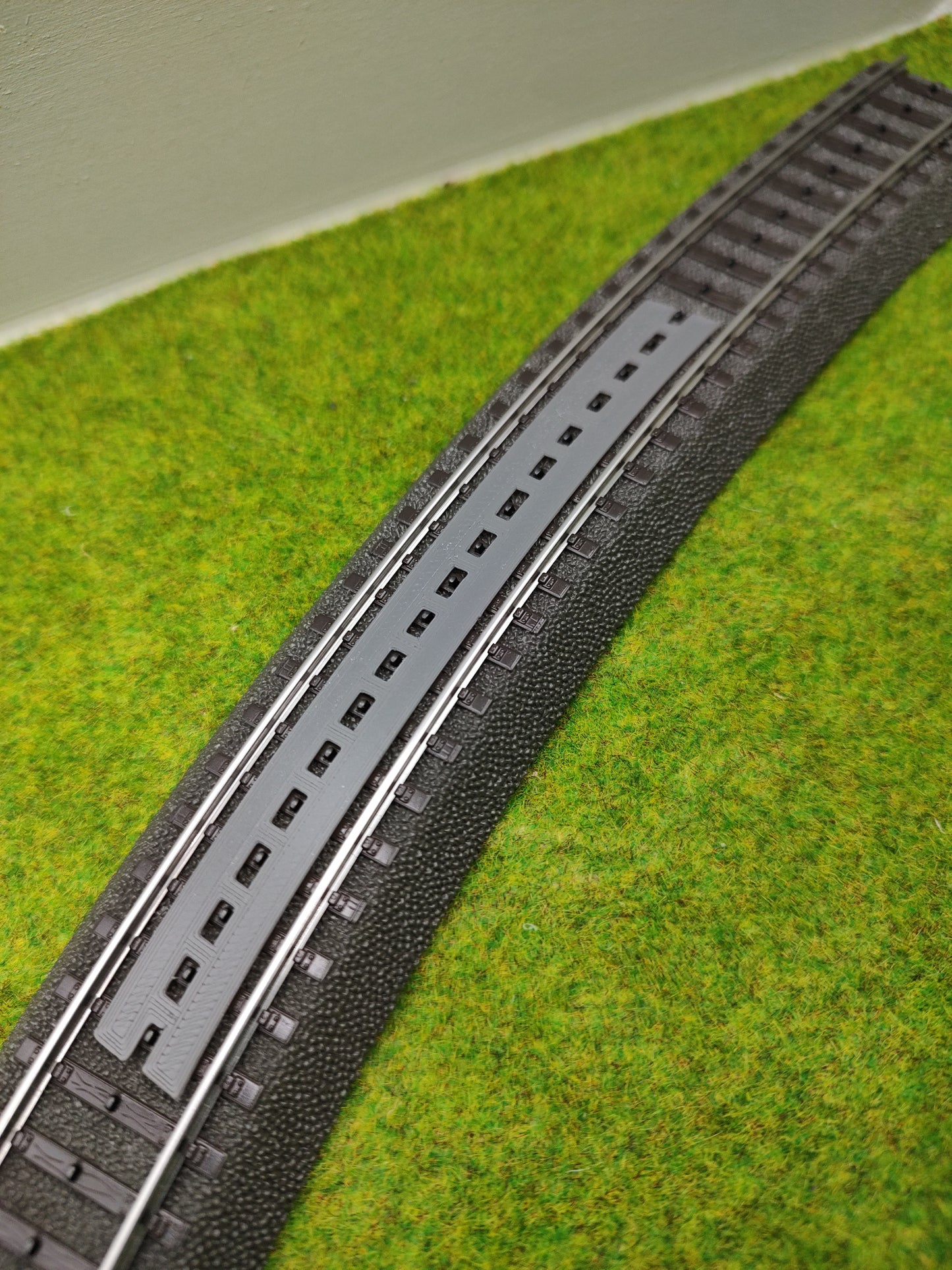 H0 Zubehör - Schwellenbohlen für Märklin C Gleis R3 - 126,5 mm