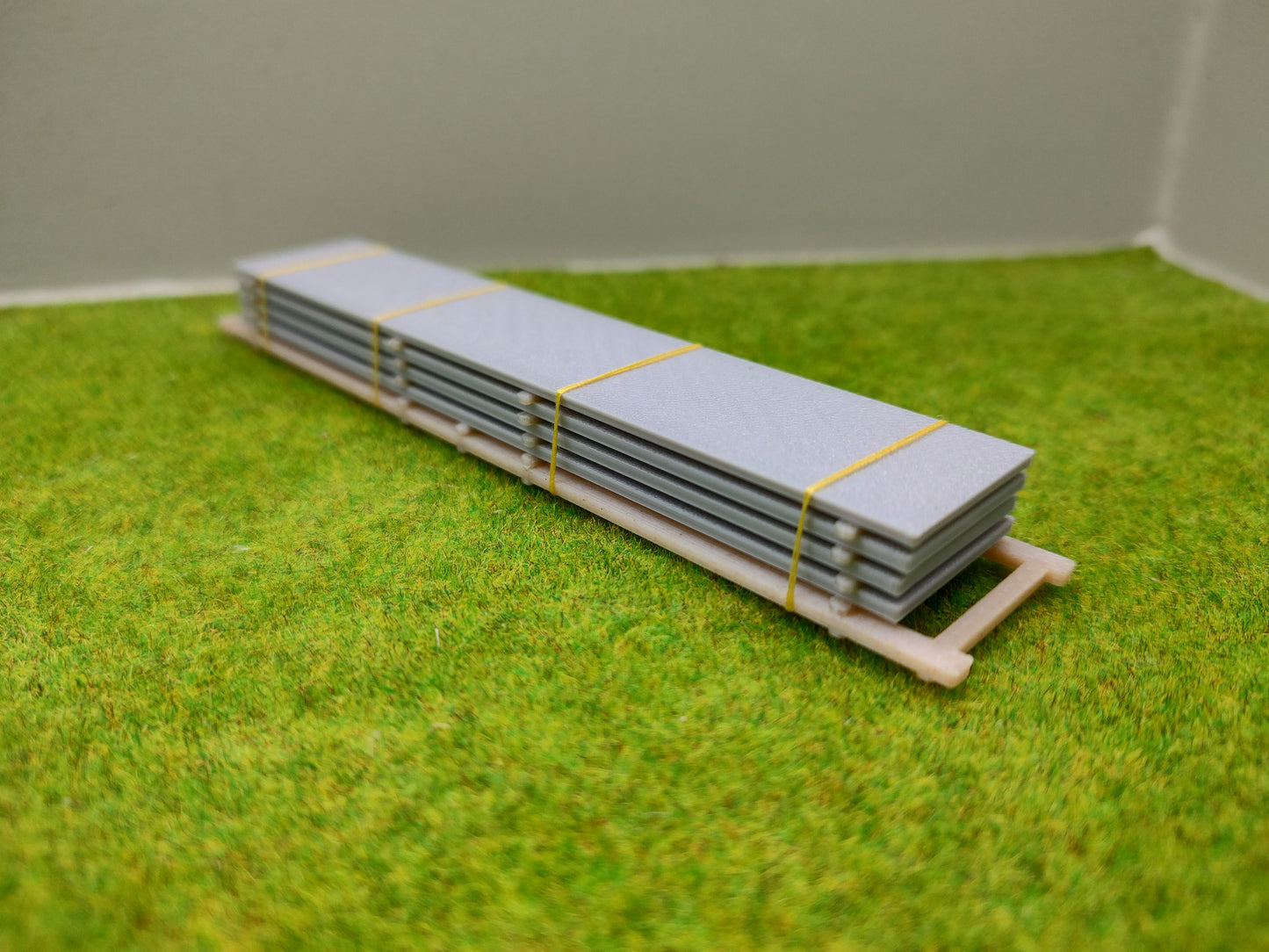 Ladegut H0 - Betonplatten auf Palette für Schwerlastwagons