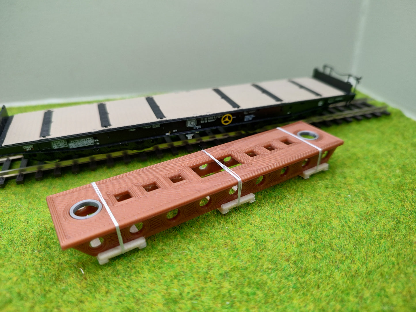 Ladegut H0, Maschinenträger für Schwerlast- / und Rungenwagons - 120mm