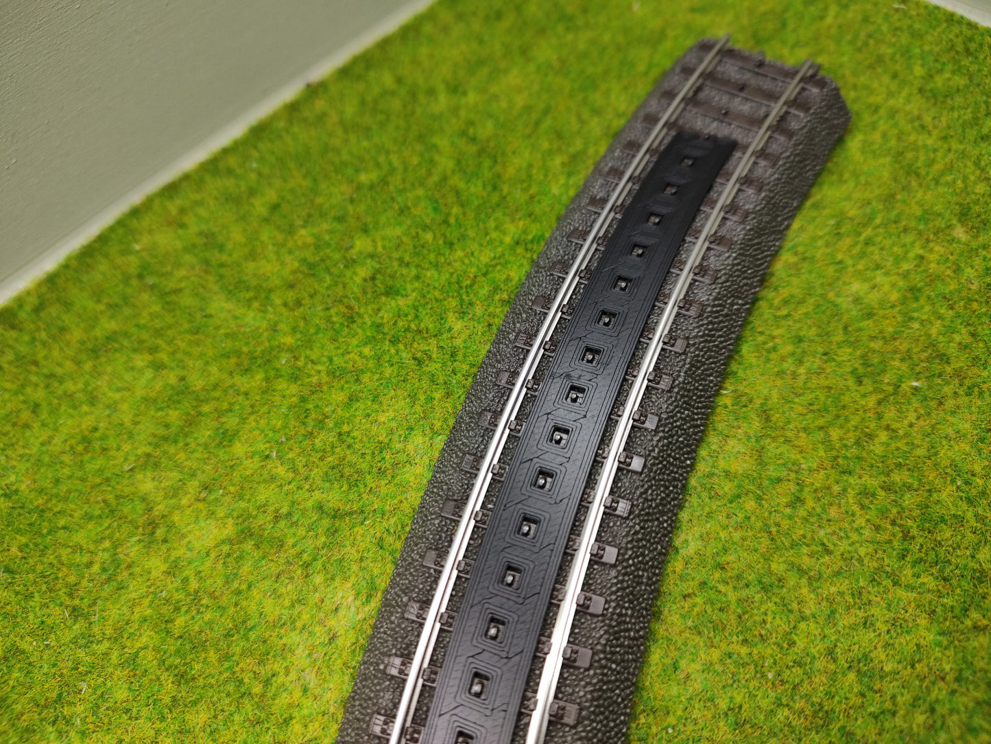 H0 Zubehör - Schwellenbohlen gebogen für Märklin C Gleis R1 - 128,5 mm