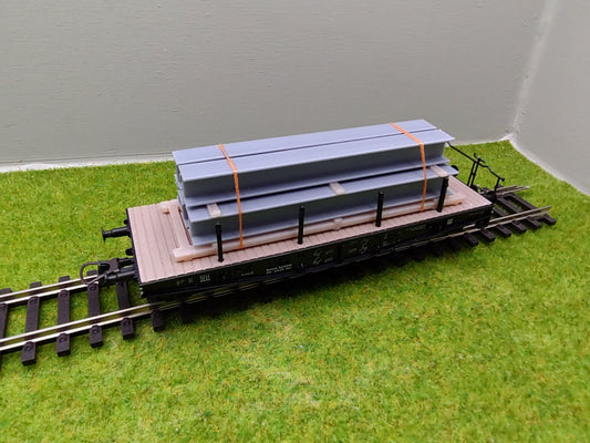 Ladegut H0 - Stahlträger H Profil auf Palette für Schwerlast- / Rungenwagons