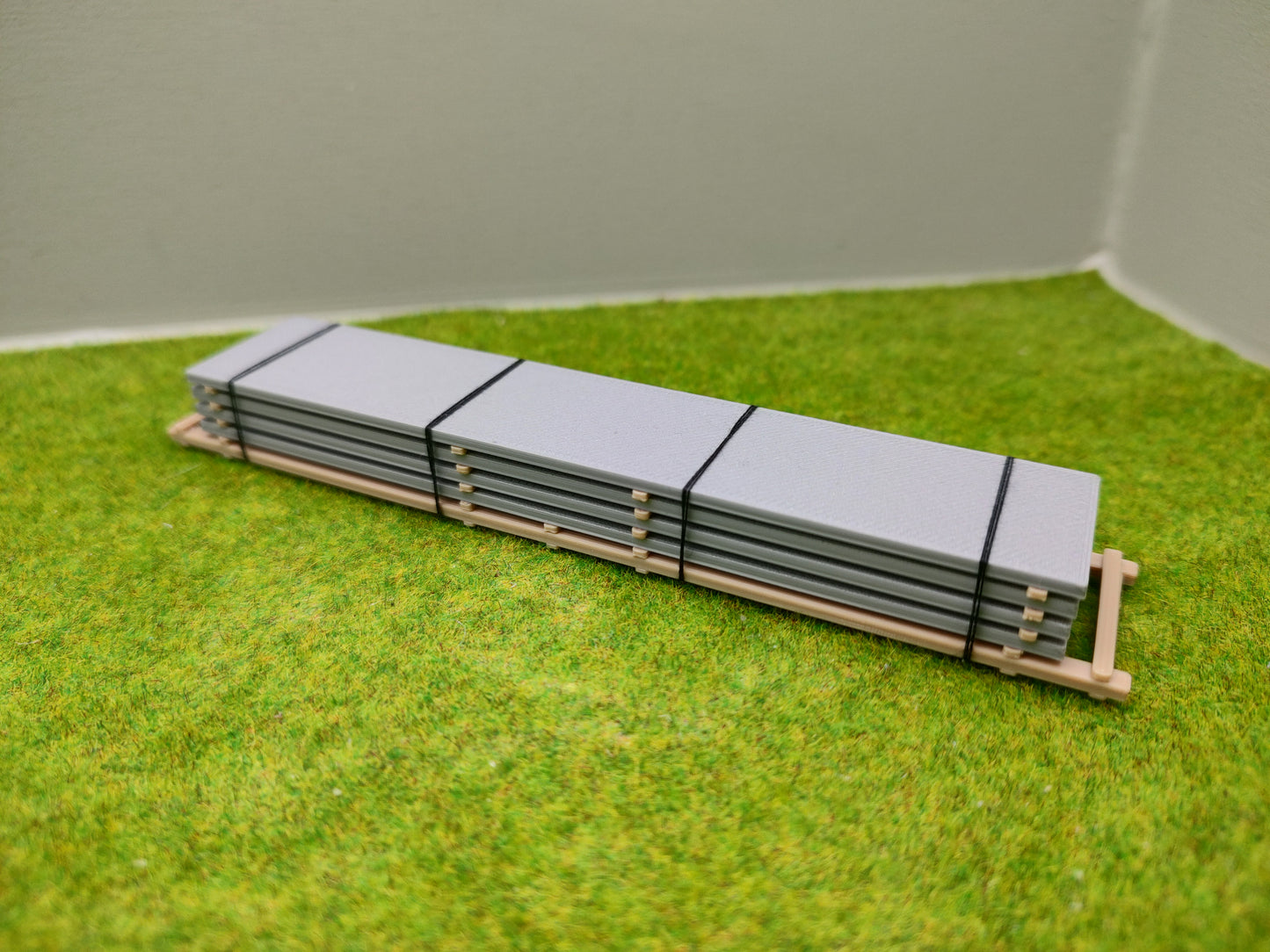 H0 Ladegut - Betonplatten auf Palette für Schwerlastwagons