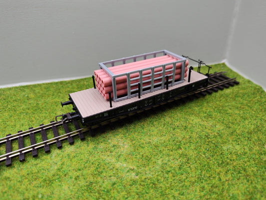 H0 Ladegut - Terracotta Rohren in einem Metallgestell