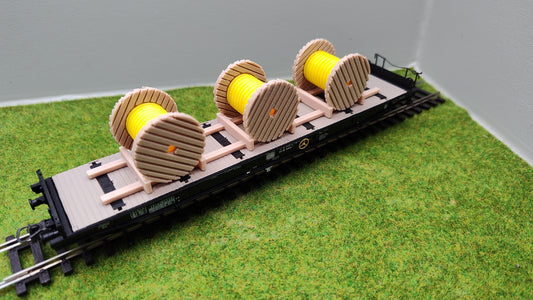 H0 Ladegut - Kabelrollen auf Palette für Schwerlast- und Flachwagen