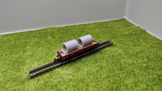 Ladegut Spur Z - Betonrohren auf einer Palette