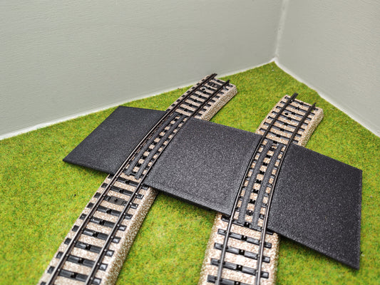 H0 Bahnübergang für Märklin M-Gleis - 58x70 mm - schwarz
