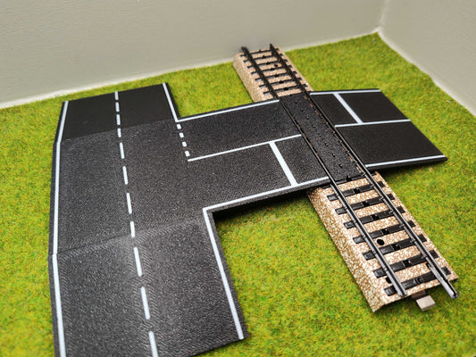 H0 Bahnübergang für Märklin M-Gleis-122x66mm Kreuzung mit Straßenmarkierung
