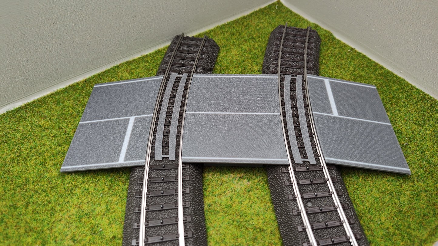 H0 Bahnübergang für Märklin C-Gleis-58x70 mit Straßenmarkierung V0