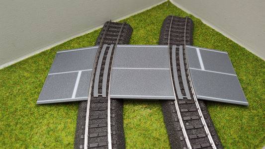 H0 Bahnübergang für Märklin C-Gleis-58x70 mit Straßenmarkierung V0