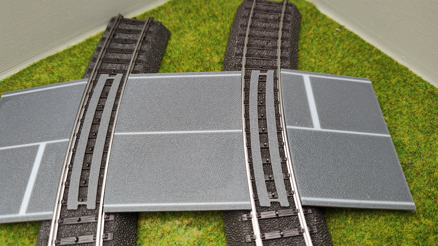 H0 Bahnübergang für Märklin C-Gleis-58x70 mit Straßenmarkierung V0