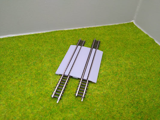 Bahnübergang für Spur Z - 14 x 60 mm - grau