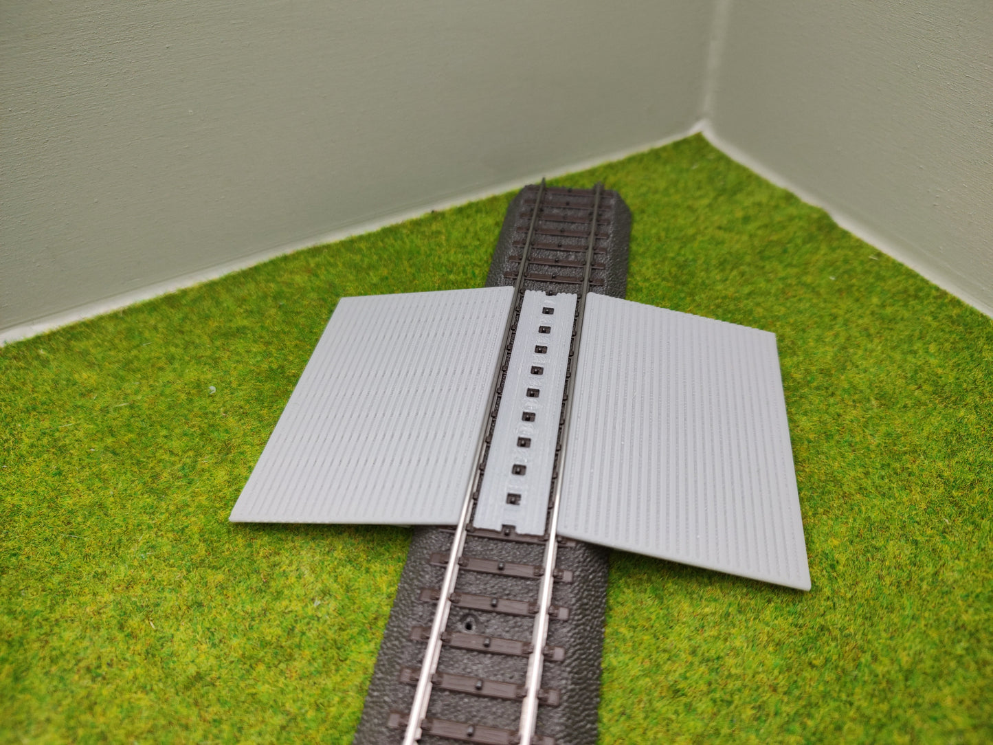 Bahnübergang H0 für Märklin C-Gleis-50x75mm - grau