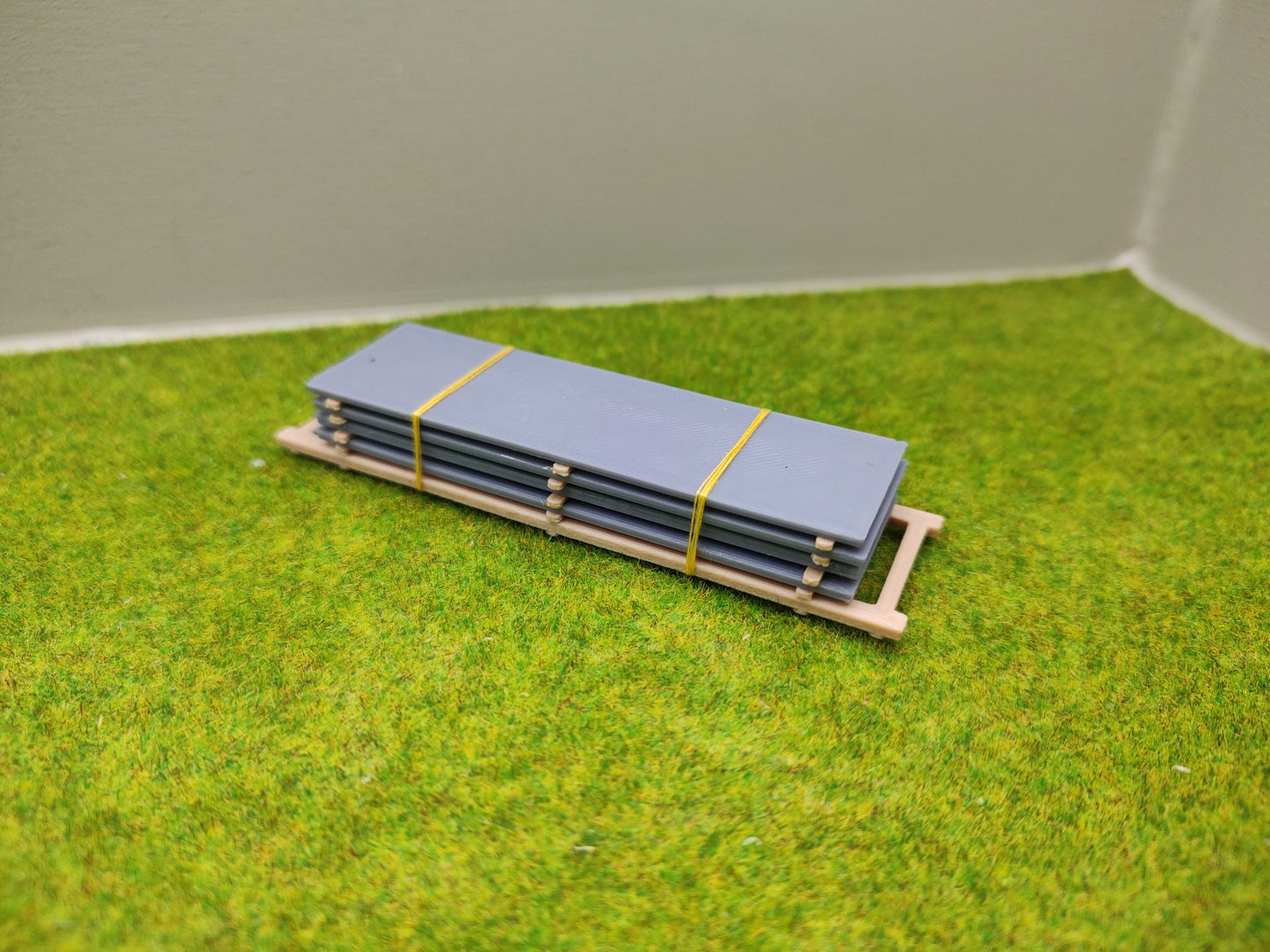 Ladegut H0 - Betonplatten auf Palette für Schwerlast- / Rungenwagons