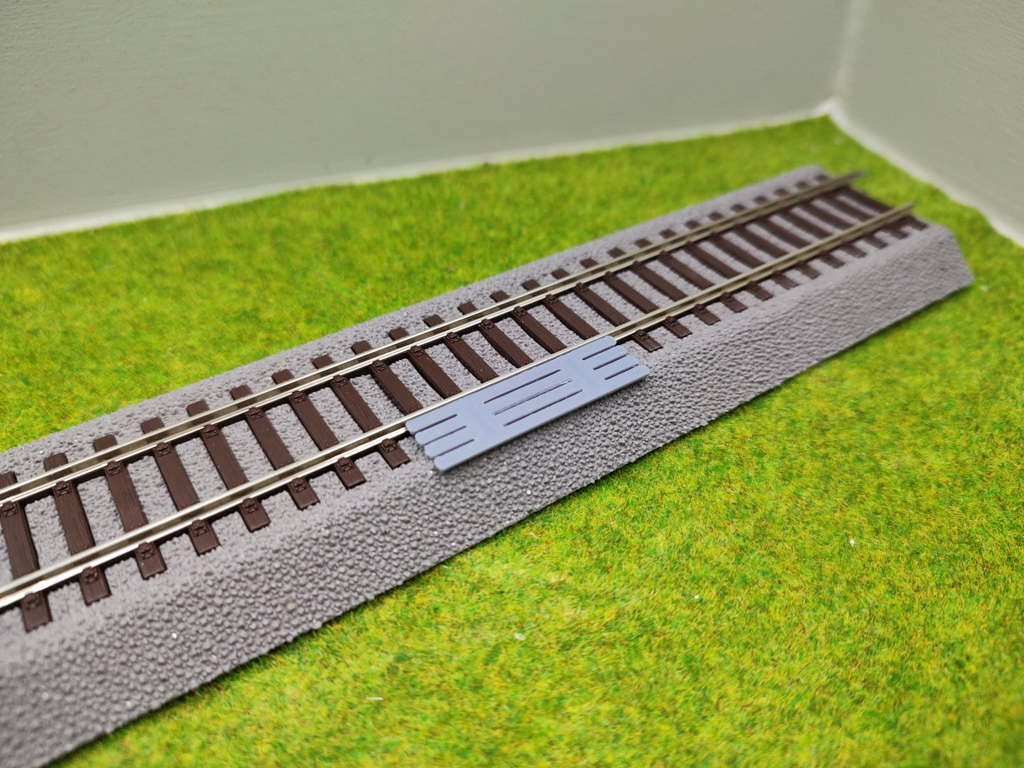 Bahnübergang H0 für Roco Line Gleis -58x40mm - grau