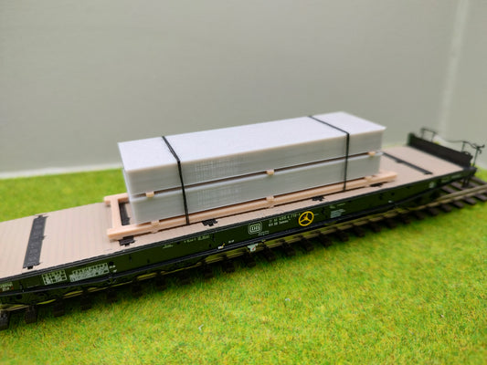 Ladegut H0 - Beton Brückenträger auf Palette für Schwerlast- / Rungenwagons